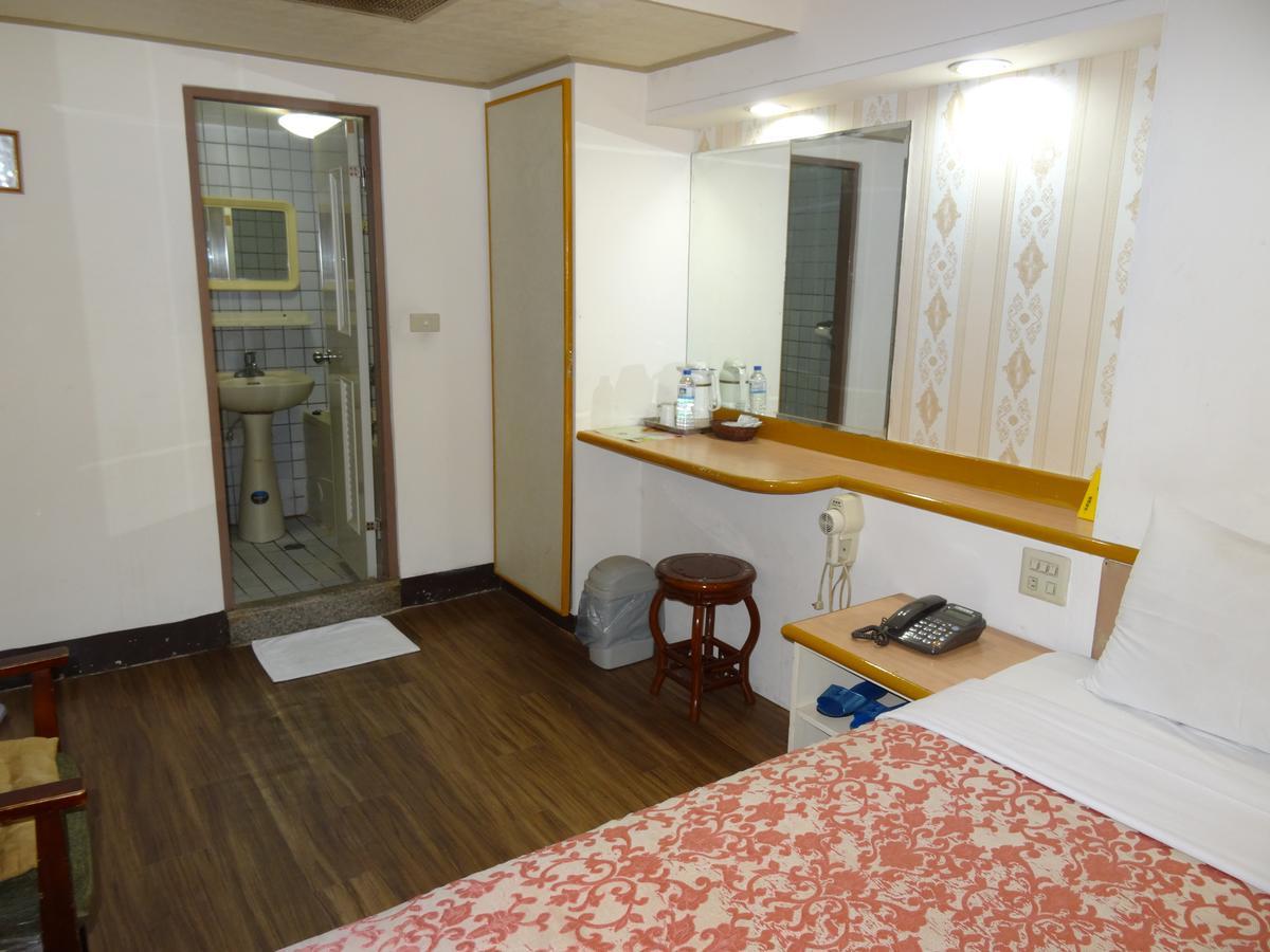 Jia Xin Hotel Chiayi Exterior foto
